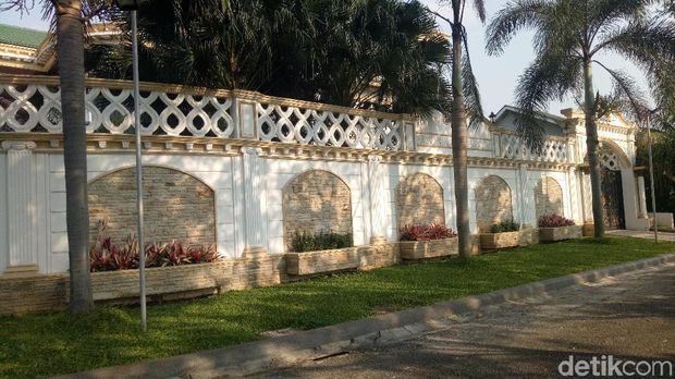 Rumah Sule berhantu