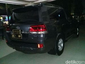 Dari Mako Brimob, Kapolri Datangi RS Bhayangkara