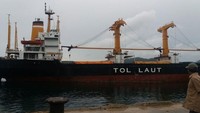 Kapal Tol Laut merapat di Pelabuhan Natuna. Dok. PT Pelni.