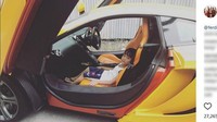 Soal kuda besi alias kendaraan, Sule juga punya supercar, McLaren MP4-12C sekitar Rp 7 M. Foto : ist