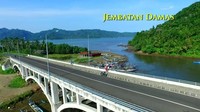Jembatan Damas berada di Kabupaten Trenggalek, Jawa Timur. Dok. Kementerian PUPR.