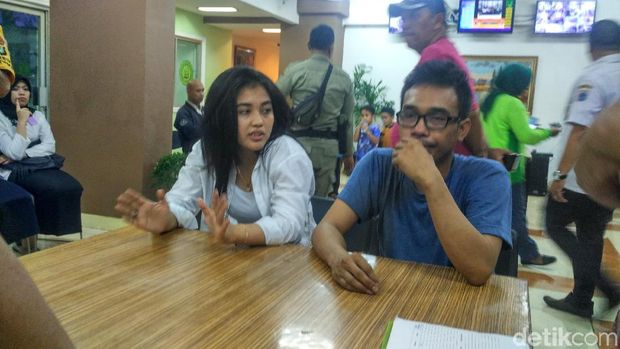Satu pasangan muda diamankan karena tak memegang kartu identitas