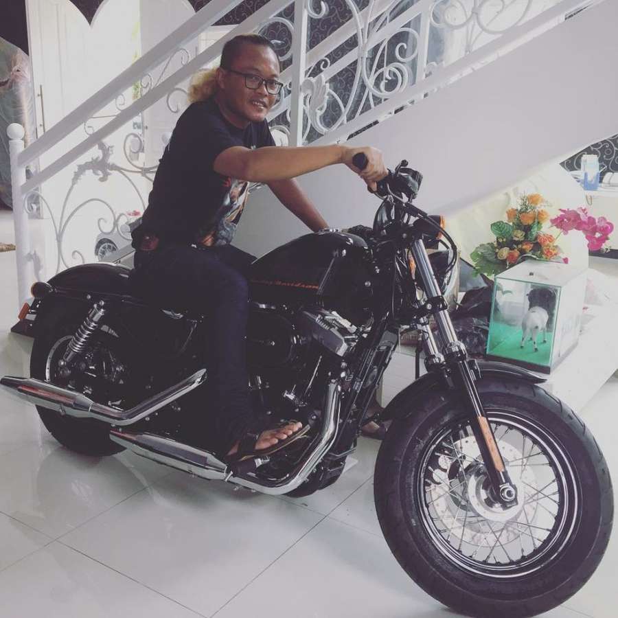 Ini Lho Moge Harley Sule Yang Jadi Sebab Lina Gugat Cerai Ini Lho Moge Harley Sule Yang Jadi Sebab Lina Gugat Cerai