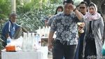 Pedagang Bunga untuk Ziarah Kian Menjamur