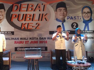 Debat Publik, Dua Paslon Pamer Gagasan Urusi Cirebon