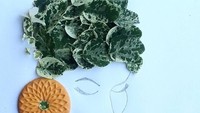 Tidak hanya makanan, daun pun berhasil ia rubah menjadi karya seni yang indah termasuk dengan biskuit sederhana. Foto: Instagram @muslimahanie