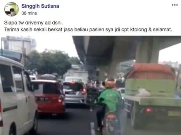 Aksi Mulia Driver Ojek Online Buka Jalan Buat Ambulans, Bikin Netizen Terharu