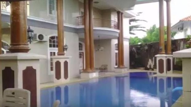 Hi... Istana Rp 15 M Sule (Juga) Dihuni Kuntilanak dan Hantu Ngesot
