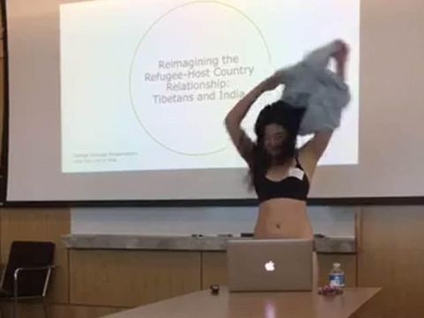 Letitia Chai nekat buka baju usai berdebat dengan dosennya di kelas