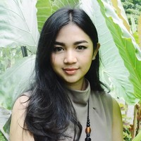 Estelita Liana tak hanya dikenal sebagai seorang dokter muda tapi ia juga merupakan salah satu finalis Puteri Indonesia 2014. Foto: instagram/lilyestelita