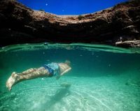 Traveler bisa berenang atau sekedar foto-foto (unavaligiaperdue/Instagram)