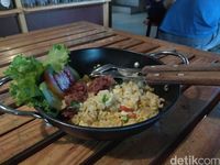 Din's Cepa Kopi: Segarnya Jus Kopi Aceh Gayo Premium di Kafe yang Asri