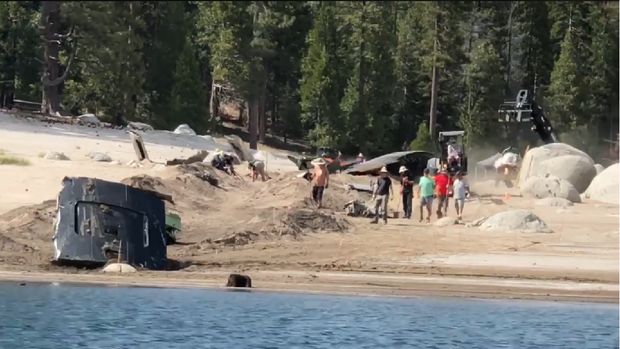 Dari Syuting 'Captain Marvel', Video Ungkap Set Kecelakaan Pesawat
