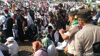 Kapolda Metro mengerahkan 35 ribu personel untuk mengamankan Aksi Bela Palestina.Fotografer: Samsudhuha Wildansyah/detikcom