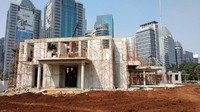 Luas bangunan Cofftea House 1.938 m2 dibangun di atas lahan seluas 45.000 m2. Nantinya disekitar bangunan akan dibuat Danau Buatan dan ditanami pohon-pohon rindang sebagai hutan kota. Pool/Kementerian PUPR.