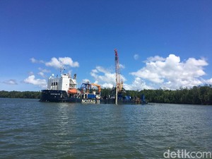 Kabel Optik Palapa Ring Indonesia Timur Resmi Digelar
