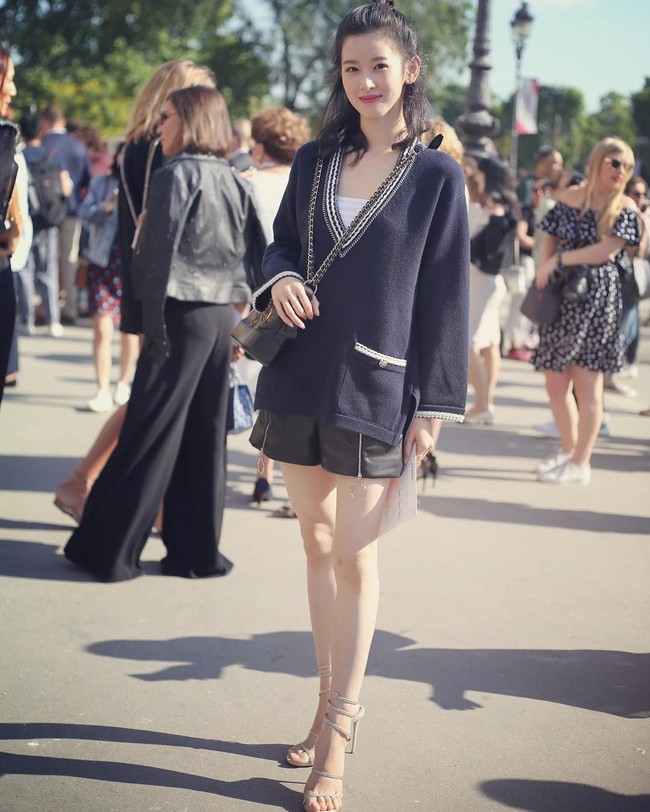 Bersama sang suami, Zhang mengembangkan perusahaan e-commerce ternama tersebut. Zhang lebih mengurus di area fashion dan barang-barang mewah.  Foto: Instagram