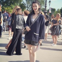 Bersama sang suami, Zhang mengembangkan perusahaan e-commerce ternama tersebut. Zhang lebih mengurus di area fashion dan barang-barang mewah.  Foto: Instagram