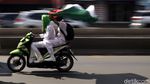 Massa Aksi 115 Bubar Kibarkan Merah Putih dan Bendera Palestina