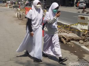 Yogyakarta Hujan Abu Merapi, Amankah Bersepeda?