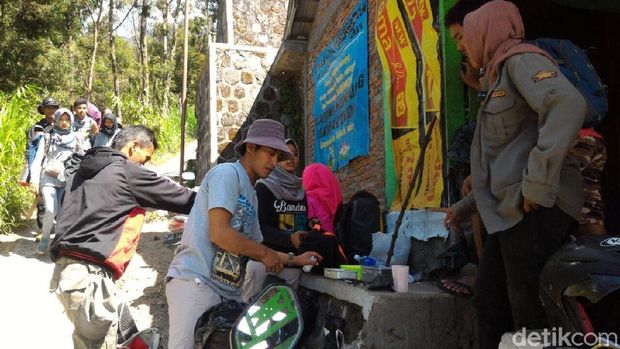 Ini Sopan, Pendaki yang Merekam Letusan Merapi dari Jarak Dekat