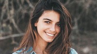 Pesona Noa seperti membuktikan bahwa paras cantik ternyata bisa juga menjadi seorang tentara. (Instagram/Noa Elharar