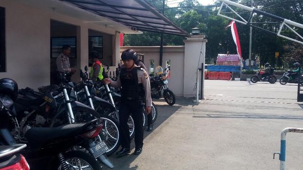 Pengamanan di Mapolresta Depok