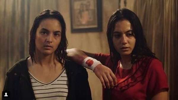 Perubahan Wajah Cantik Chelsea Islan dan Pevita Pearce Jadi Seram Perubahan Wajah Cantik Chelsea Islan dan Pevita Pearce Jadi Seram