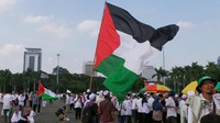 Selalu ada peluang bisnis yang bisa dimanfaatkan dari setiap peristiwa. Contohnya seperti peristiwa aksi bela Palestina hari ini di kawasan Monas Jakarta.