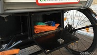 Sementara itu, Anies mengapresiasi adanya prototype Becak Jakarta itu. Menurutnya, becak yang ditunjukkan Taufik ini bisa digunakan untuk area wisata.