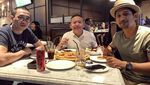 Ini Gaya Ibnu Jamil Saat Makan Siang di Sydney hingga Ngopi di Atas Gunung