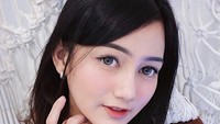 Tidak hanya melalui youTube, Nanda juga kini menjadi selebgram yang populer. Foto: Dok. Instagram/nandaarsynt