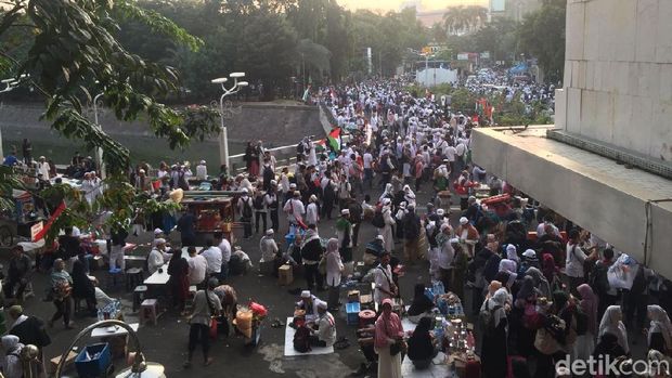 Aksi ini memang dipusatkan di Monas