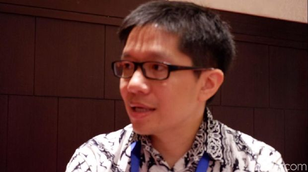 Layanan Pinjam Uang Lewat Ponsel Belum Populer