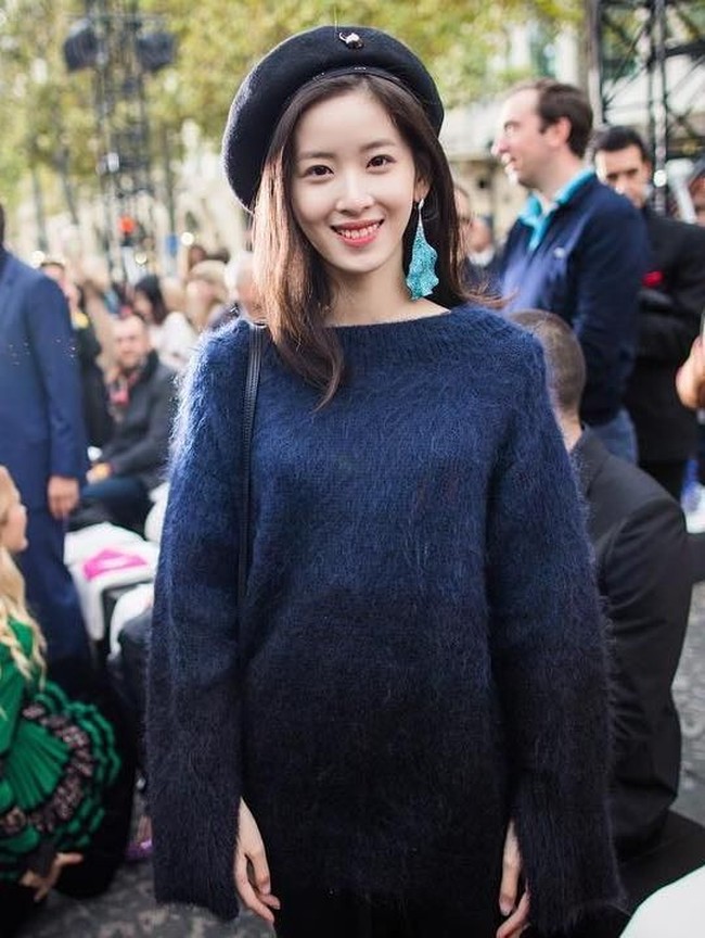 Wanita lulusan Tsinghua University itu kemudian dinobatkan sebagai salah satu wanita muda terkaya di dunia versi Forbes di 2017.  Foto: Instagram