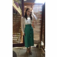 Pekerjaan utamanya sebenarnya adalah model. Namun job-nya sebagai model kadang tak menentu yang membuatnya berputar otak untuk mencari penghasilan lebih. Foto: dok. Instagram