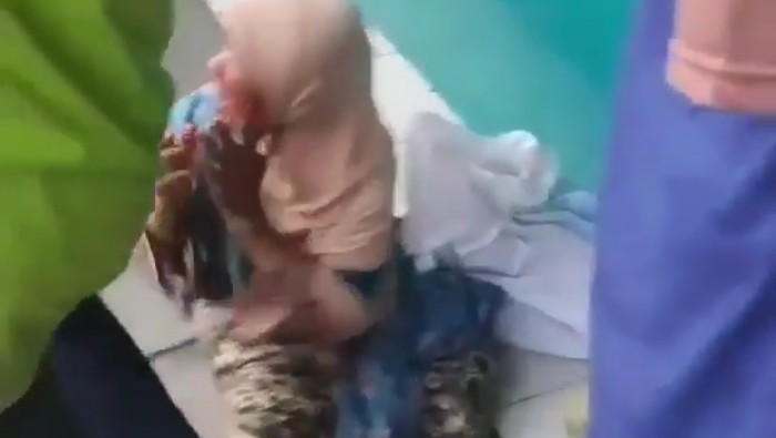 Viral Nenek Penjual Jambu Ditendang Hingga Berdarah Begini Faktanya