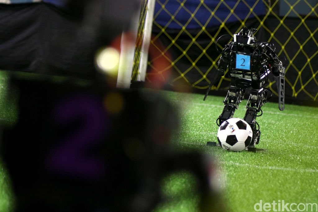 Kontes Robot Indonesia regional II tahun ini digelar di Universitas Tarumanagara, Jakarta. Sabtu (12/5/2018). Kontes Robot Indonesia regional II tahun ini digelar di Universitas Tarumanagara, Jakarta. Sabtu (12/5/2018).