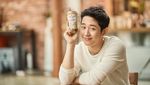 Si Keren Jung Hae-in, Pemain Drama Goblin Juga Pandai Berpose Saat Makan