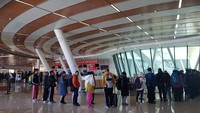 Suasana di dalam Bandara Daocheng Yading (Prachaya Juthawelu/Facebook)