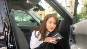 Terpana dengan Supir Taksi Paling Cantik di Jepang, Bikin Pria Tak Berkedip