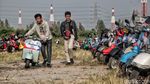 Keseruan Pencinta Vespa di Jakarta Mods May Day