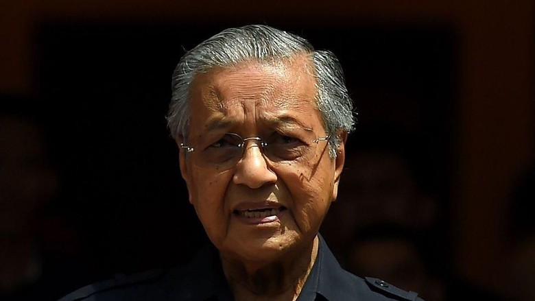 PM Mahathir Akan Kontak Banyak Negara untuk Kembalikan Uang 1MDB PM Mahathir Akan Kontak Banyak Negara untuk Kembalikan Uang 1MDB