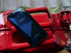 Penampakan Realme 1, Ponsel Baru Oppo Tanpa Notch