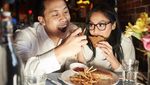 Manisnya Gaya Makan Caca Tengker, Adik Nagita Slavina