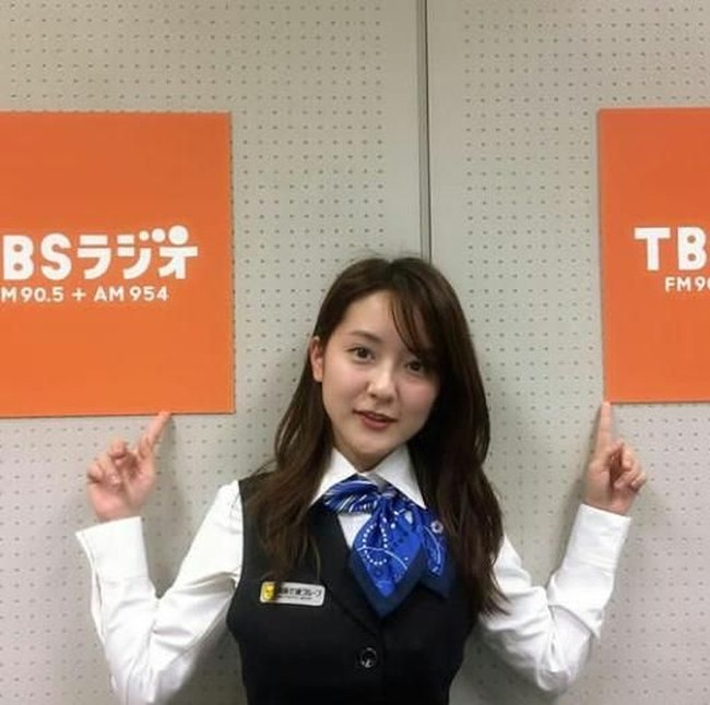 Karena kepopulerannya, Ikuta beberapa kali tampil di reality TV di Jepang. Meski sudah cukup populer namun Ikuta tetap menjadi supir taksi hingga kini. Foto: dok. Instagram