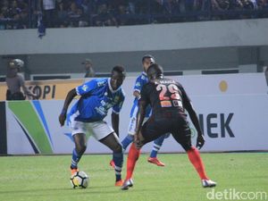 Persib Kandaskan Persipura Dua Gol Tanpa Balas