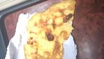 10 Foto Ini Buktikan Kalau Gilang Dirga Doyan Makan Burger hingga Es Krim