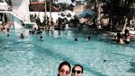 Gaya Keren Kekasih Al Ghazali Saat Kulineran di Paris hingga Bali