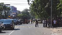 Motor Diduga Milik Pembom di Halaman Gereja, Polisi-TNI Berjaga